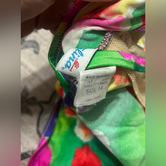 Catalina Retro One Piece Swimsuit Sz 14 Bright Colorful Floral Shiny Unpadded - Picture 3 of 3